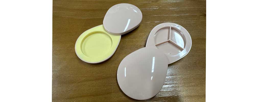 Elastic shape cosmetics packaging design