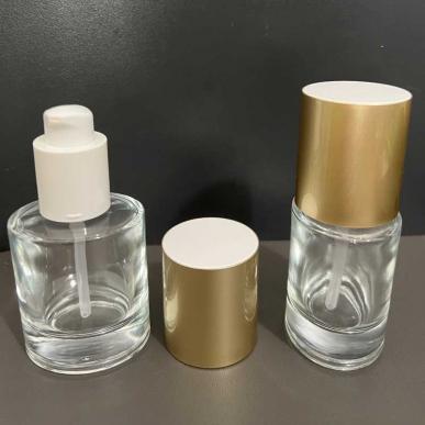 Empty Refillable Cream Liquid Foundation Glass Container Pump Bottle for Travel