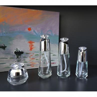 Wholesale Custom Luxury Cosmetics Packaging Skin Care Glass Bottle Sets